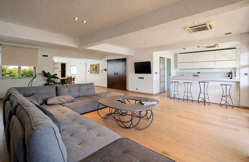 Monastiraki Apartment | Hidesign Athens Art Loft Penthouse with Acropolis view