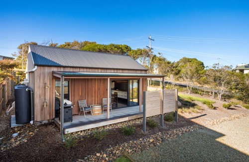 Merimbula Apartment | Hill St Studio - 5+ nights