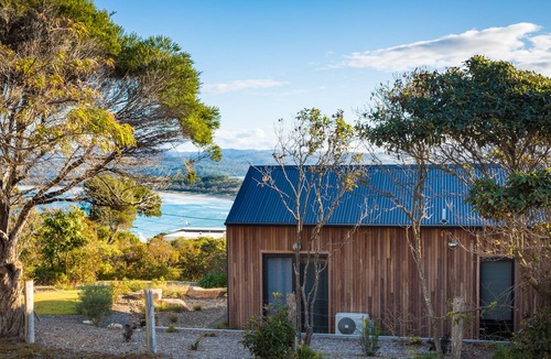 Merimbula Apartment | Hill St Studio - 5+ nights
