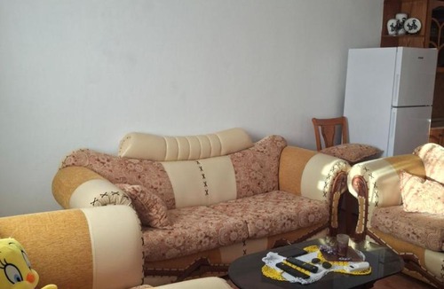 Mbrostar-Urë House | Hills Villa