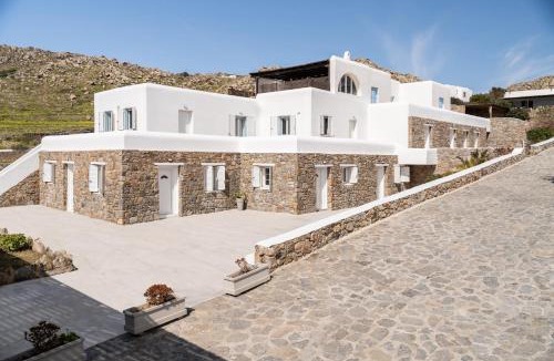 Plintri Apartment | Hillside Collection - by Hospirit