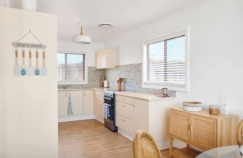 Harrington House | Hogan Street Retreat relax and enjoy the outside entertainers delight