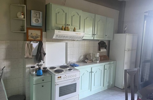 Aigialeia House | Holiday Home '3 Bedrooms House' with Mountain View, Wi-Fi and Air Conditioning