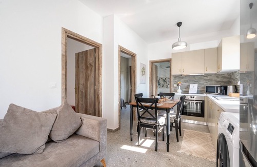 Faliraki House | Holiday Home 'Maria Suites Sunset' with Wi-Fi and Air Conditioning
