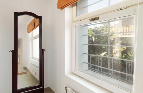 Vrahati House | Holiday home next to orange tree orchard