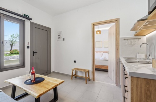 Chalikounas House | Holiday Home 'One Bedroom Apartment with Veranda' with Balcony, Wi-Fi and Air Conditioning