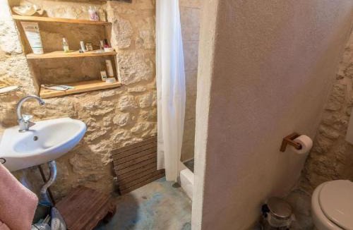 Tertsa House | Holiday Home Spiti Papaya by Interhome