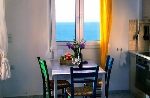 Mirtos House | Holiday house Myrtos for 1 - 4 persons with 2 bedrooms - Holiday house