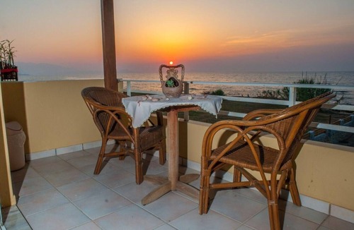 Stavromenos House | Holiday house Stavromenos for 1 - 12 persons with 4 bedrooms - Holiday house