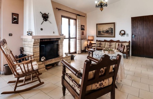 Chalcis Cottage | Holiday villa with incredible sea view in Paralia Avlidas