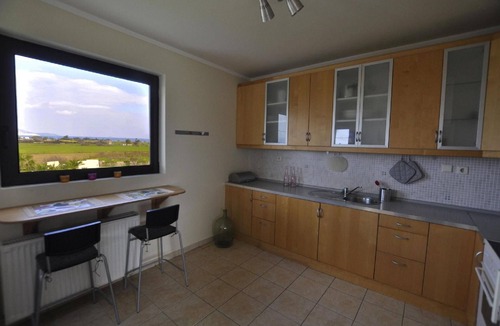 Tingaki House | Holiday villa "Xenos 2" with view of the water