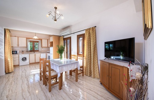 Pagkalochori Villa | Holidays in an authentic Cretan nature field
