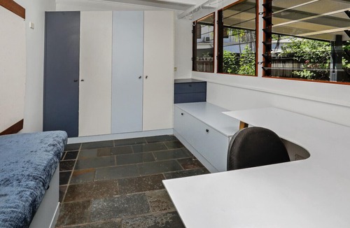 Holloways Beach House | Holloways Beach Retreat: Private Pool & Oceanfront