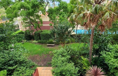Redfern Apartment | Homely Apartment In Sought After Building