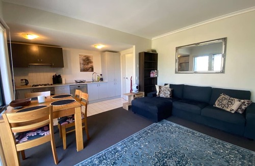 St. Kilda East Apartment | Homely Flat - St Kilda East | Underground Parking