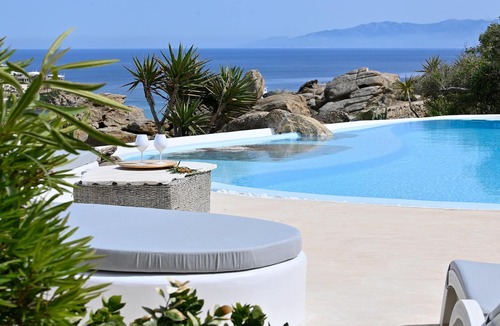 Paradise Villa | Homerez - Big villa 800 m away from the beach for 14 ppl. with swimming-pool
