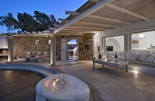 Paradise Villa | Homerez - Luxury Villa with Pool in Platis Gialos