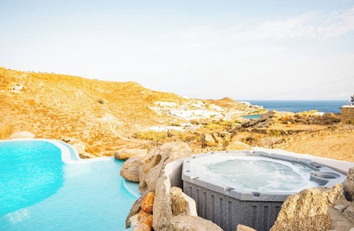 Paradise Villa | Homerez - Luxury Villa with Pool in Platis Gialos