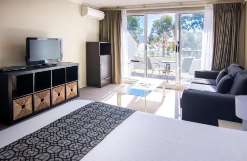 Jindabyne Hotel | Horizons Lake Jindabyne