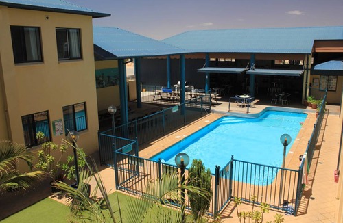 Coral Bay Hostel | Hostel ∙ 10 guests
