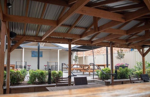 Dubbo Hotel | Hotel ∙ 4 guests