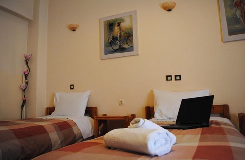 Amfiklia Bed & Breakfast | Hotel Andreas