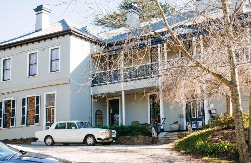 Mount Victoria Bed & Breakfast | Hotel Etico at Mount Victoria Manor