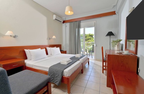 Nees Pagases Hotel | Hotel Kalloni