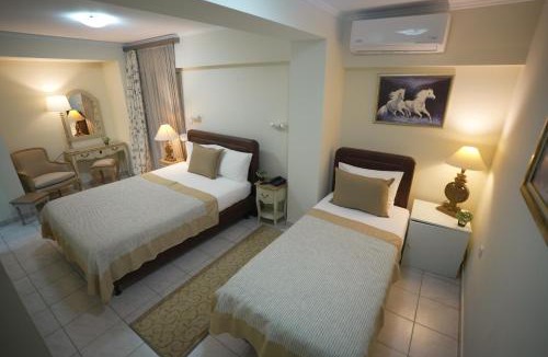 Drama Hotel | Hotel Marianna