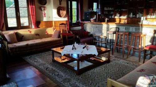 Papigo Hotel | Hotel Papigo AE