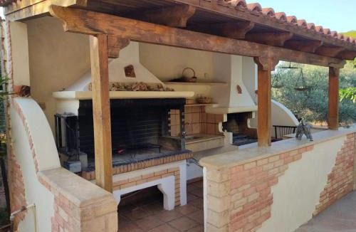 Voia House | Hotel Takis