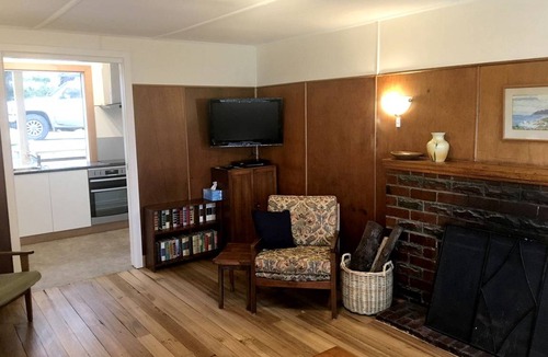 Spring Beach House | House ∙ 1 bedroom ∙ 7 guests