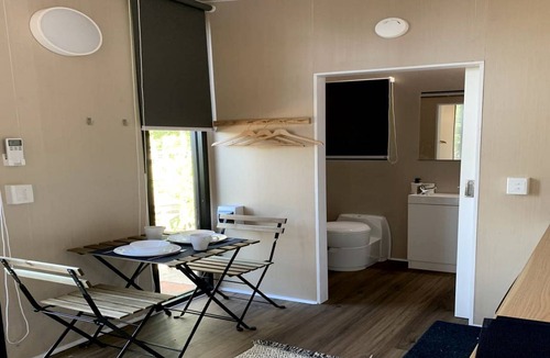 Cardwell House | House ∙ 1 bedroom ∙ 2 guests