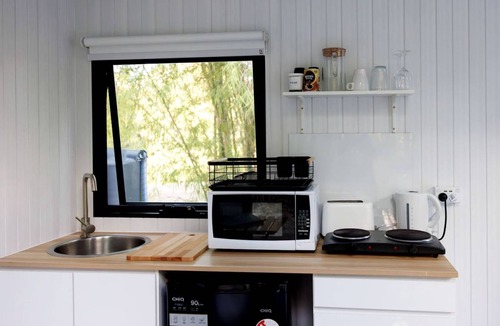 Bauple House | House ∙ 1 bedroom ∙ 2 guests
