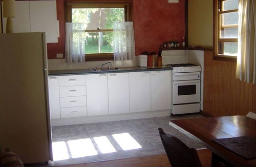 Upper Allyn House | House ∙ 1 bedroom ∙ 2 guests