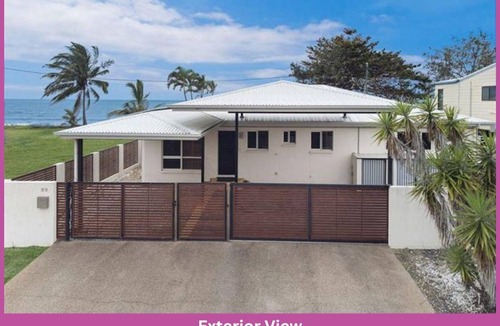 Saunders Beach House | House ∙ 3 bedrooms ∙ 6 guests