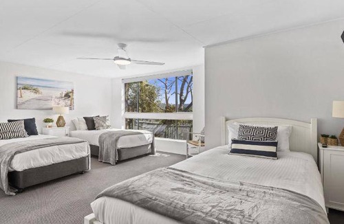 Emerald Beach House | House ∙ 3 bedrooms ∙ 8 guests
