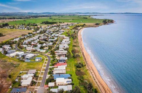 Coronet Bay House | House ∙ 3 bedrooms ∙ 8 guests