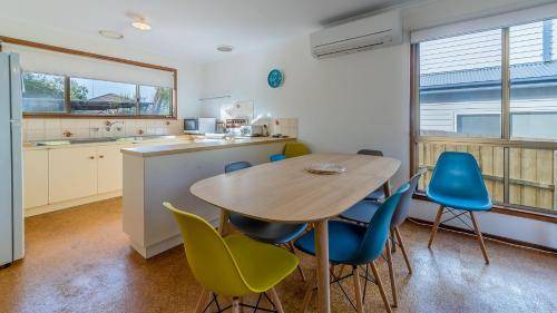 Inverloch House | House ∙ 3 bedrooms ∙ 8 guests