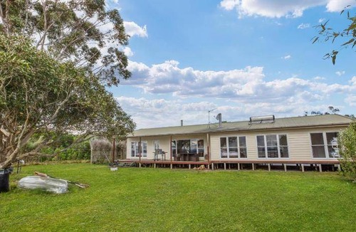 Raymond Island House | House ∙ 4 bedrooms ∙ 8 guests