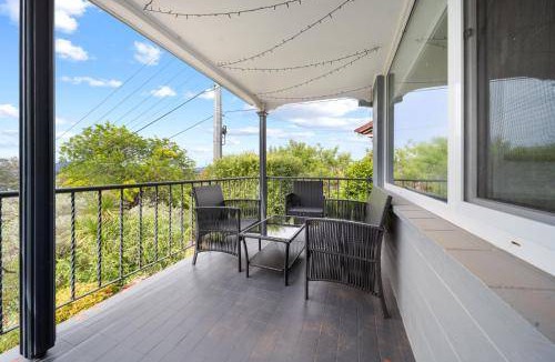 Curtin House | House ∙ 4 bedrooms ∙ 8 guests