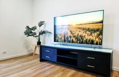Maribyrnong House | House ∙ 4 bedrooms ∙ 14 guests