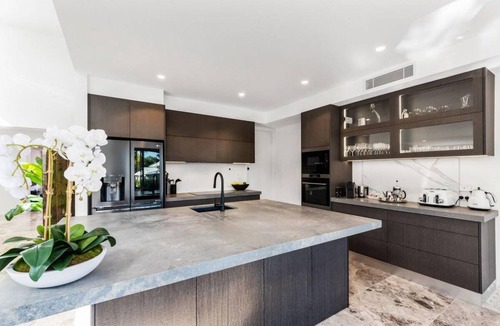 Noosaville House | House ∙ 4 bedrooms ∙ 8 guests