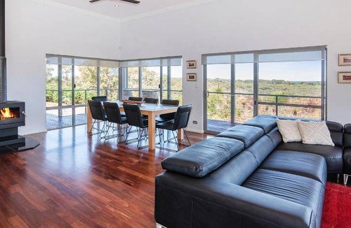 Wilyabrup House | House ∙ 4 bedrooms ∙ 8 guests