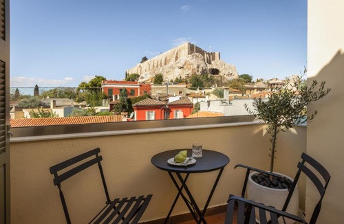 Plaka Apartment | House of Andele - villa in plaka acropolis view