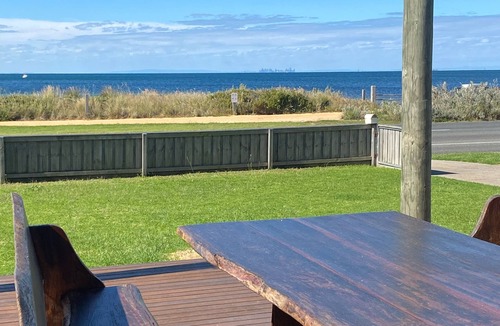 Portarlington House | House on the beach with the most amazing views