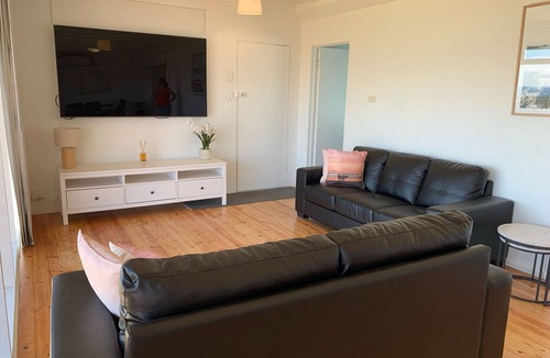 Portarlington House | House on the beach with the most amazing views