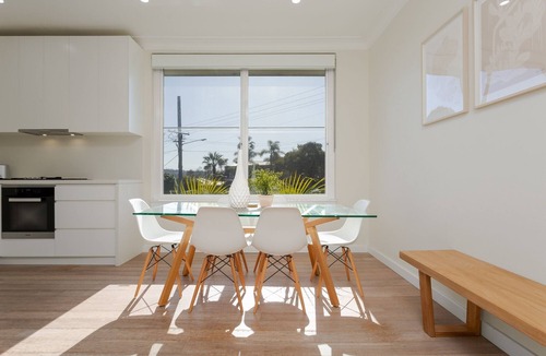 Dee Why House | Idyllic 4-Bed Home With Alfresco Area Near Beach
