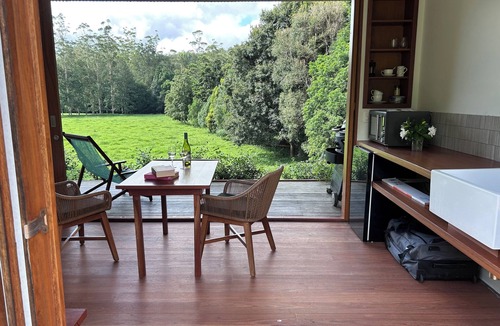 Thumb Creek Cabin | Idyllic cottage retreat with your own private swimming hole and jetty on river