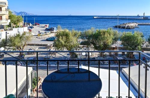 Agios Kirykos Apartment | Ikaria Studios